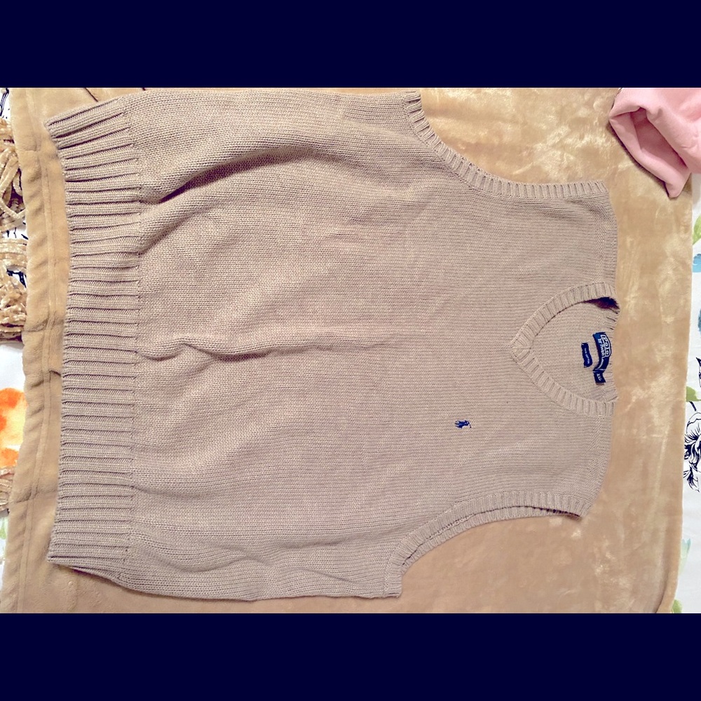 Men’s sweater vest